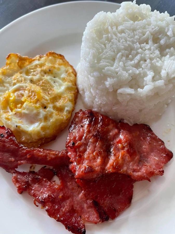 Lr Hostel And Cafe 莫阿尔博阿 外观 照片